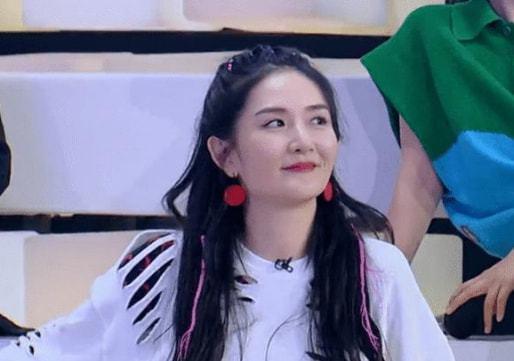 谢娜最新微博爆料,揭秘明星幕后趣事，独家幕后花絮大公开！  第1张